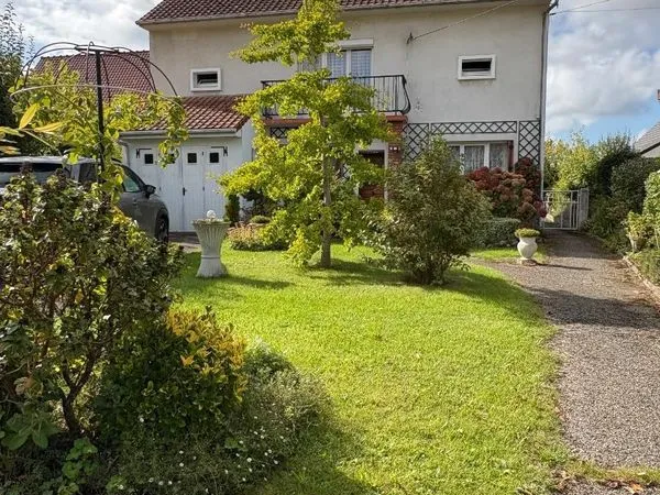 Maison 6 pièces 140 m²