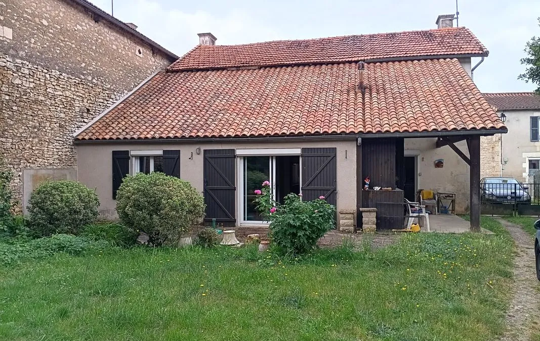 Photo 1