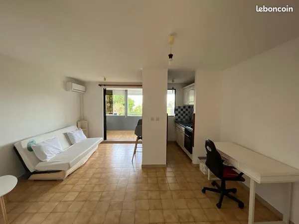 Location studio meublé