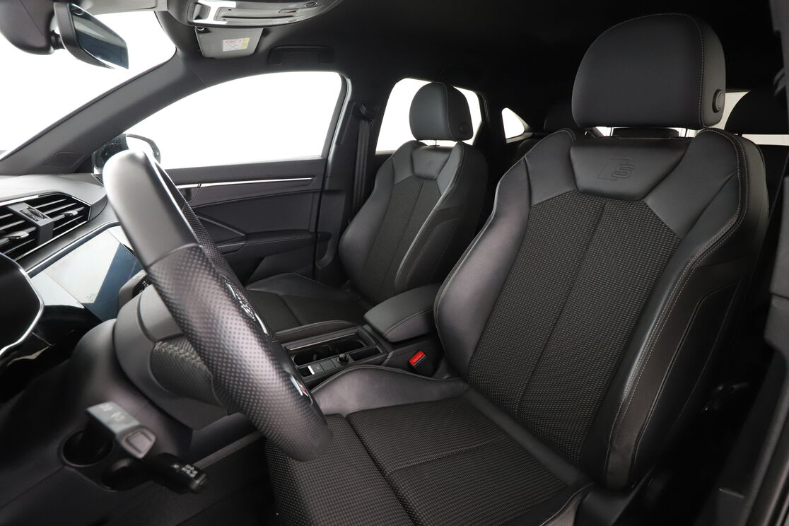 Audi Q3 Sportback 45 TFSI S Line Quattro S Tronic — photo 9