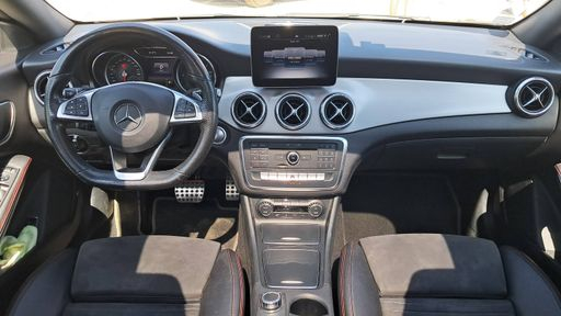 Mercedes Classe CLA Shooting Brake 220 d 7G-DCT - Fascination Amg – 2018 – 134150 km – Diesel – Boîte Automatique — photo 29