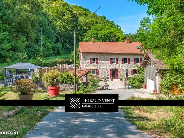 Propriété 12 pièces 541 m²