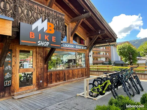 Location local commercial pour stockage ou bureaux durant la saison d'hiver
