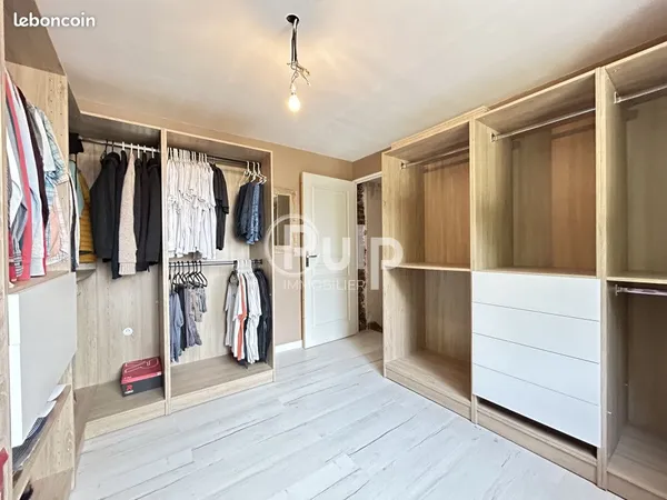 Maison 6 pièces 110 m²