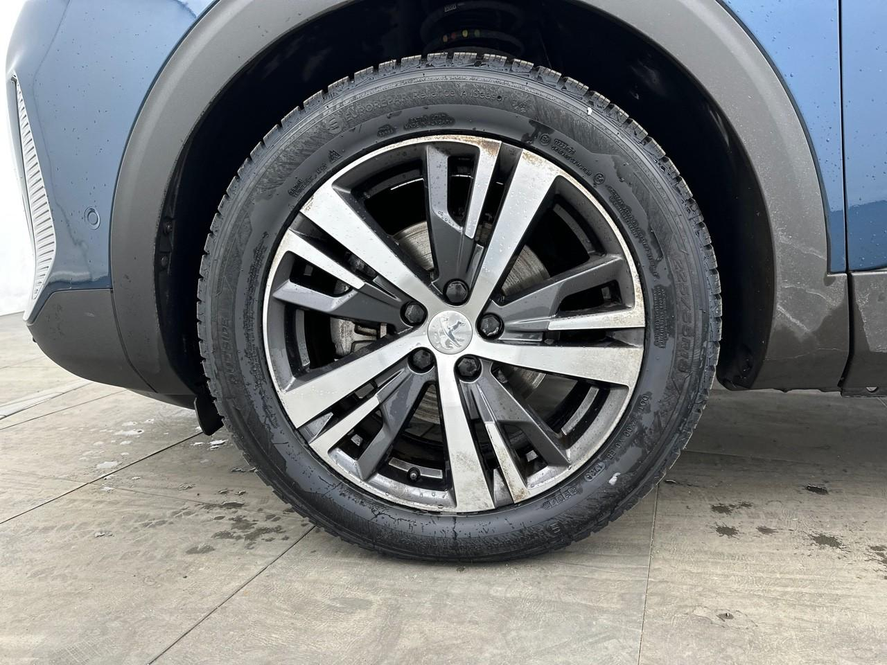 Peugeot 3008 puretech 130ch s&s eat8 allure pack — photo 14