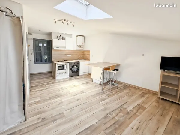 Studio 1 pièce 32 m²