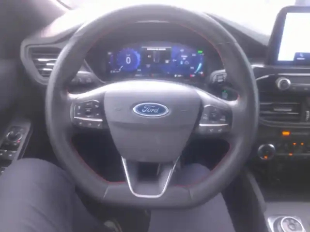 Ford Kuga 2.5 duratec 190ch fhev e85 st-line x bva — photo 5
