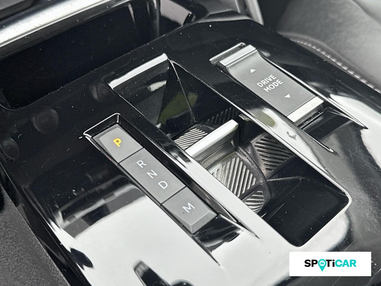 Citroën C4 bluehdi 130ch s&s shine pack eat8 — photo 14