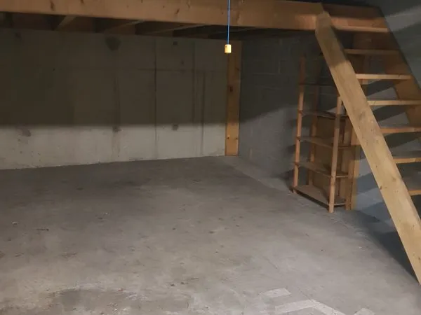 Garage 21 m² Ponts Jumeaux