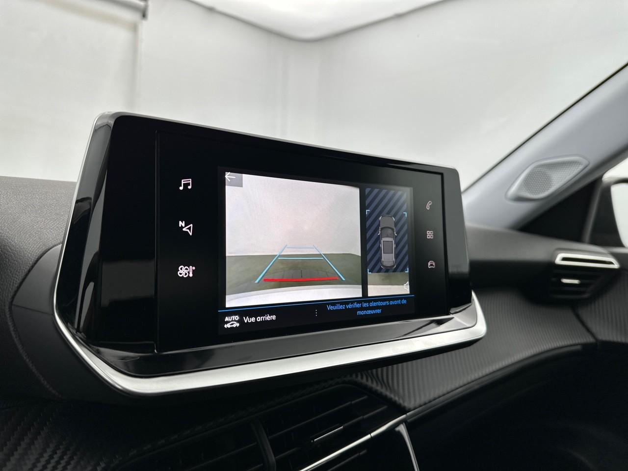 Peugeot 2008 puretech 130 s&s eat8 style — photo 25