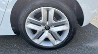Renault Clio 1.0 TCe 90ch Evolution - 24 — photo 20