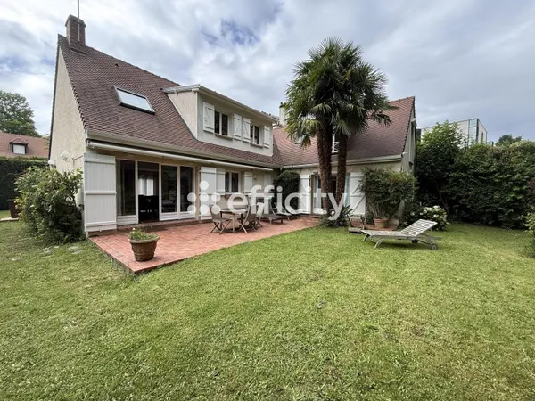 Maison 8 pièces 175 m²