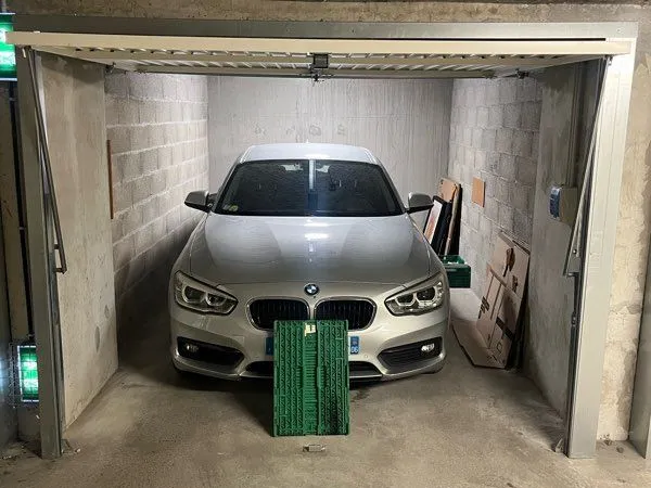 Box parking