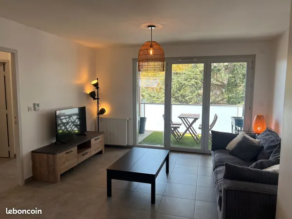 T2 meublé 54 m² avec balcon et garage - Sainte-Consorce