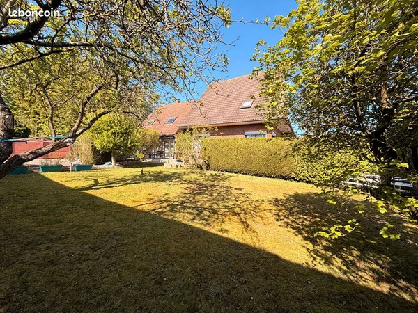 Maison 6 pièces 205 m²