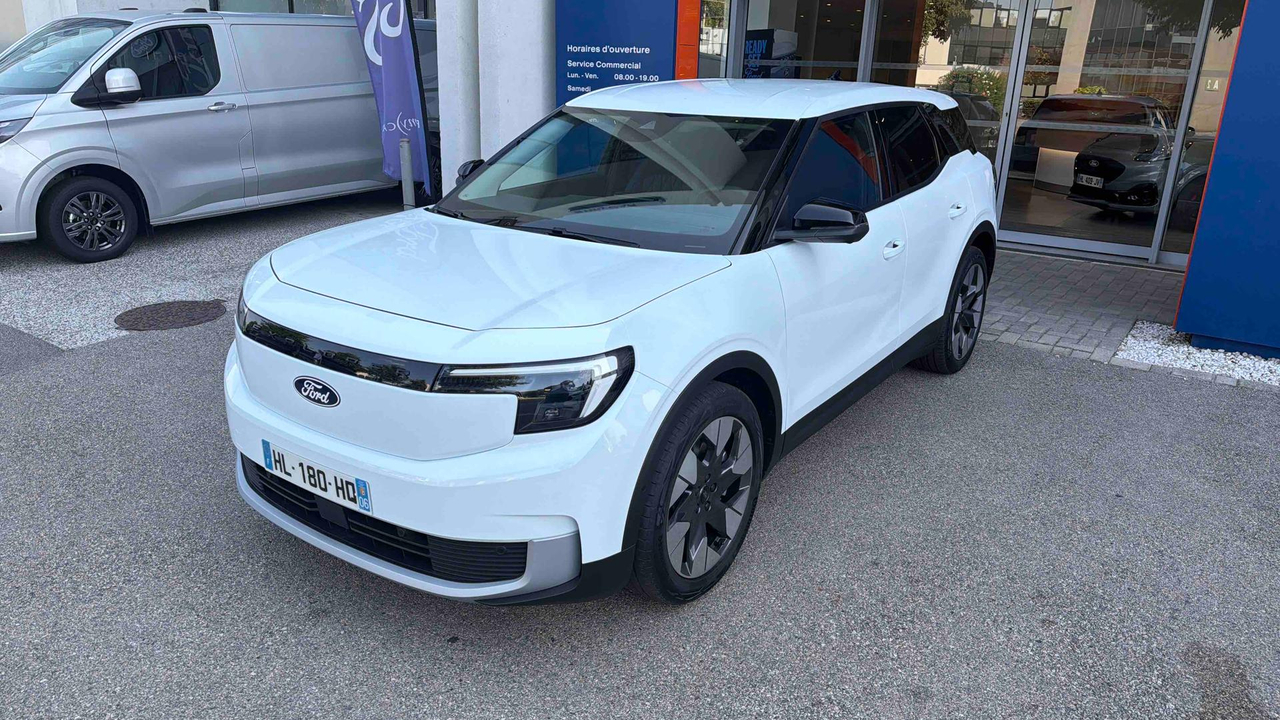 Ford Explorer RWD Extended Range 79 kWh 286 ch — photo 1