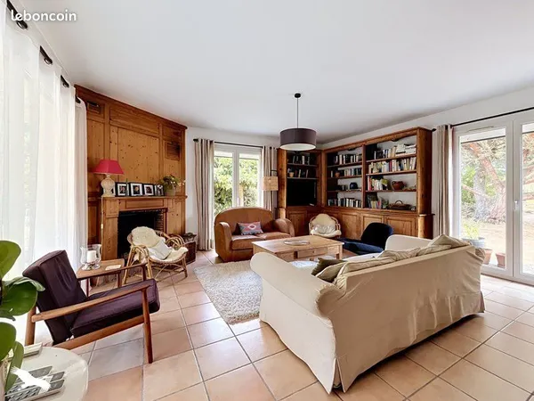 Maison 5 pièces 140 m²
