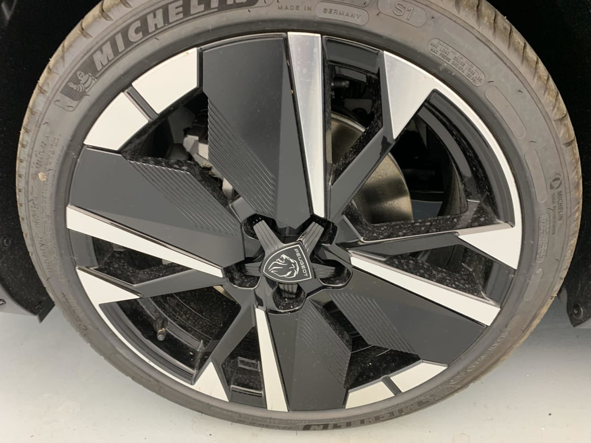 Peugeot 308 — photo 22