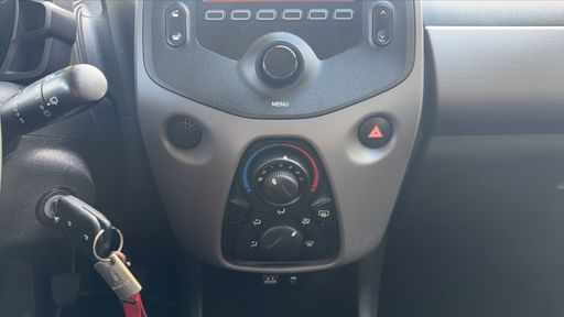 Peugeot 108 1.0 VTi 72 - Active – 2019 – 52682 km – Essence – Boîte Manuelle — photo 19