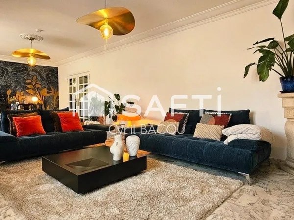 Grand appartement 4 pièces 121 m2 avec Terrasse, Garage, Cave