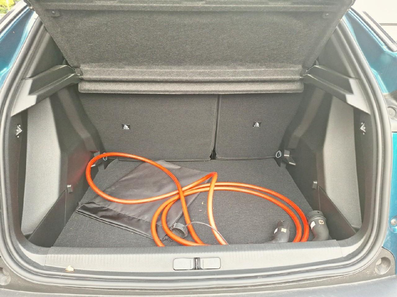 Peugeot 2008 e-2008 156ch 54 kwh style — photo 6