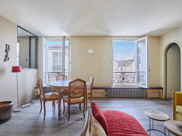 1 bedroom apartment Marais Filles du Calvaire