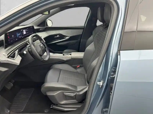 Peugeot 3008 hybrid 136 e-dcs6 — photo 40
