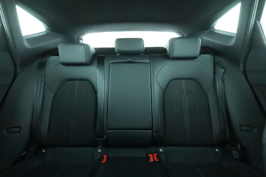 Cupra Formentor 1.5 TSI DSG7 — photo 14