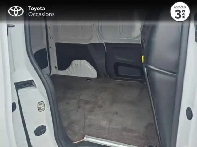 Toyota Proace city medium 110 vvt-i dynamic mc23 — photo 6