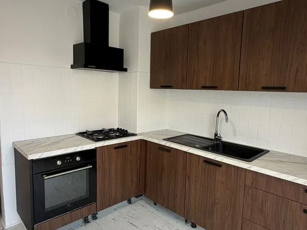 T3 65m² - Rénové à neuf - 2 chambres - Cave - Troyes