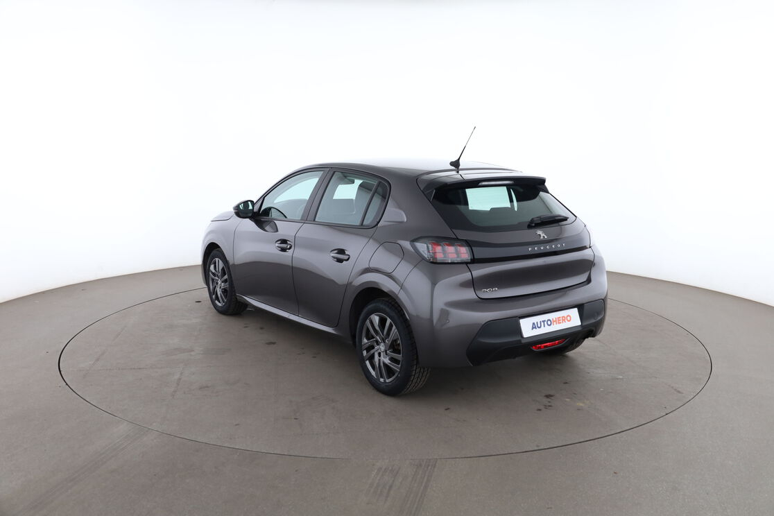 Peugeot 208 1.5 Blue-HDi Active Pack — photo 3