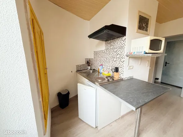 Studio 1 pièce 18 m²