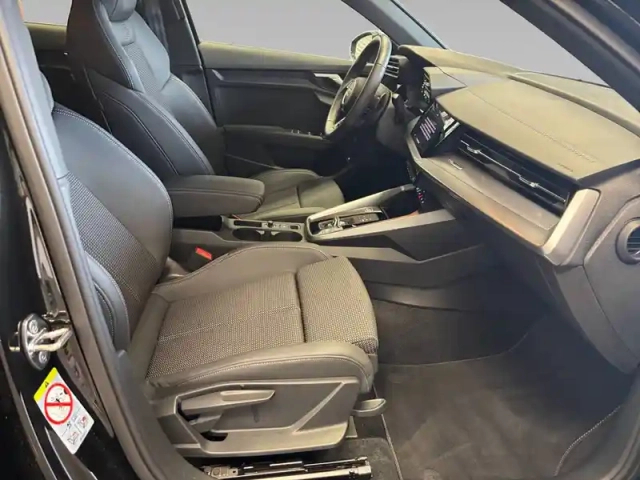 Audi A3 sportback 40 tfsie 204 s tronic 6 — photo 15