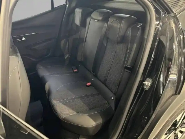 Peugeot 2008 puretech 130 s&amp;s eat8 — photo 34