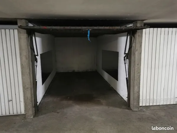 Parking/Box fermé