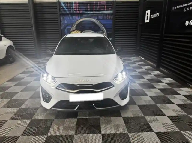 Kia Ceed 1.5 t-gdi 160ch gt line dct7 — photo 5