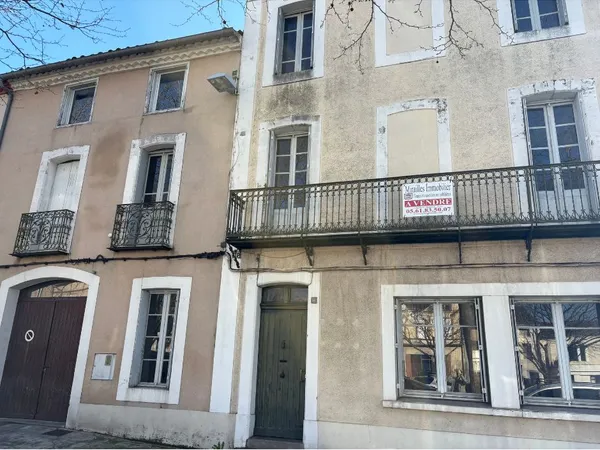 Maison 11 pièces 244 m²