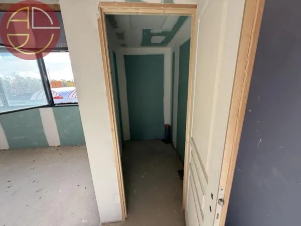 Bureaux 75 m²