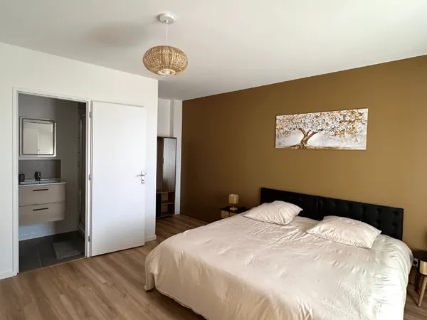 Villa 8 pièces 160 m²