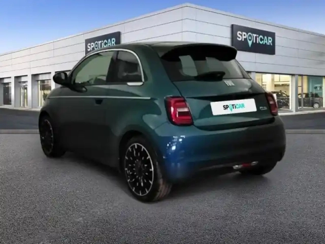 Fiat 500 e 118ch la prima my25 — photo 7