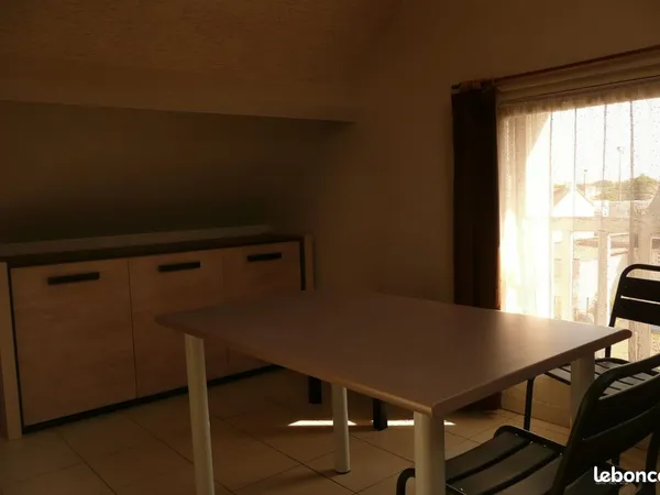 Studio 1 pièce 18 m²