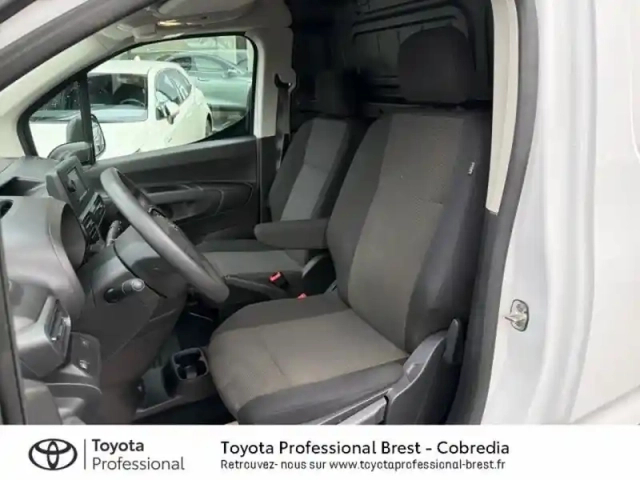 Toyota Proace city medium 130 d-4d start mc24 — photo 11