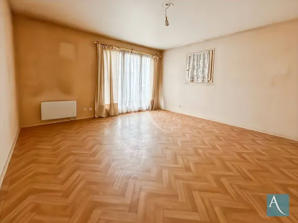 Studio 1 pièce 30 m²