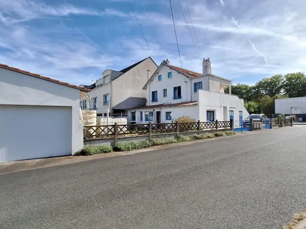 Immeuble Petit Chantilly 3 logements independants