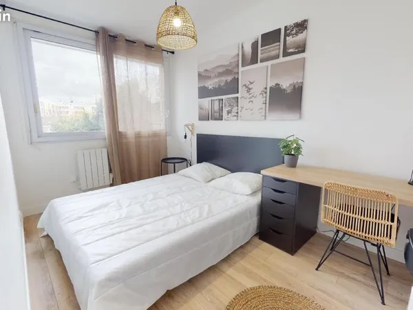 Appartement 6 pièces 8 m²