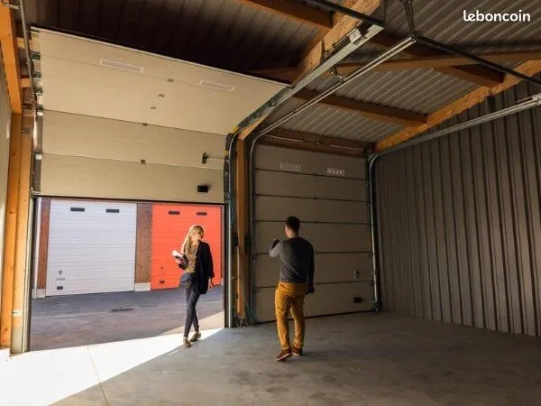 Garage/box 70 m² Villiers Le Bel
