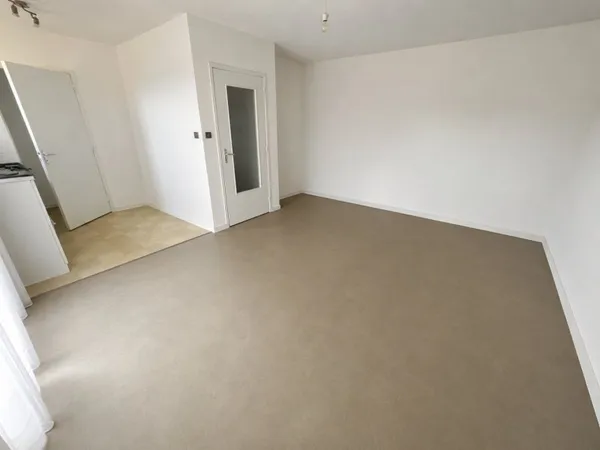 Studio 1 pièce 37 m²
