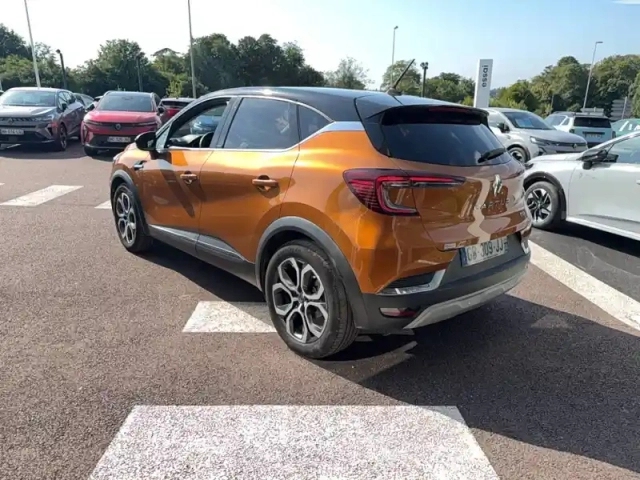 Renault Captur e-tech 145 - 21 — photo 2