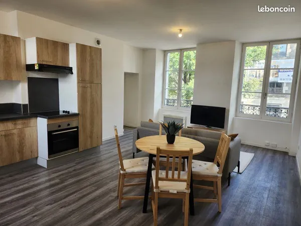 T2 meublé 39 m² avec balcon - Orléans centre