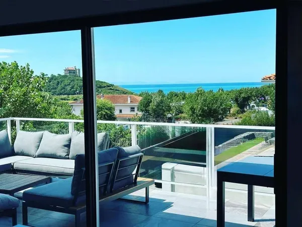 Appartement 7 pièces 170 m²